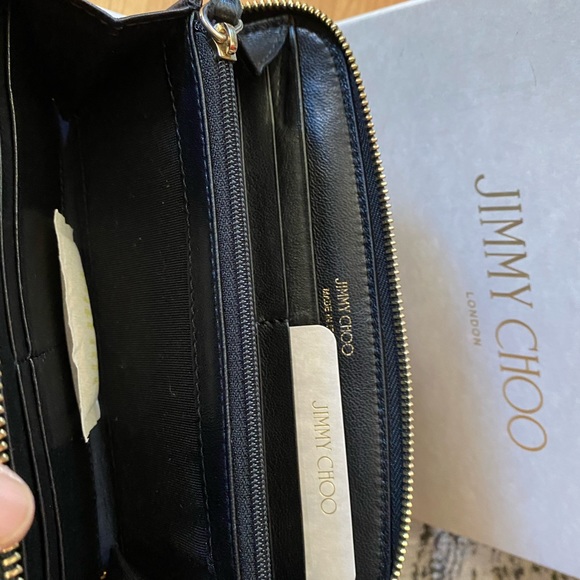 Authentic Jimmy Choo Zippy  Wallet - Picture 2 of 4